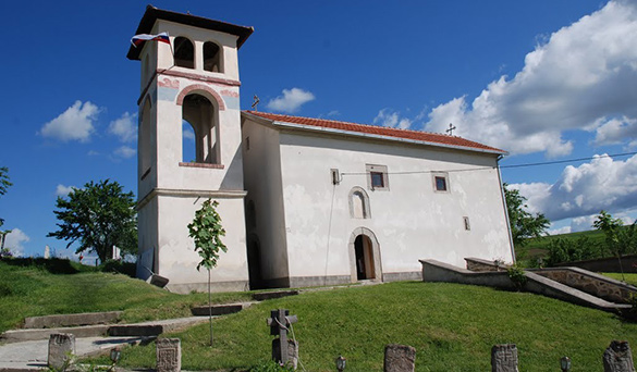 Obijena crkva Svetih Arhangela 